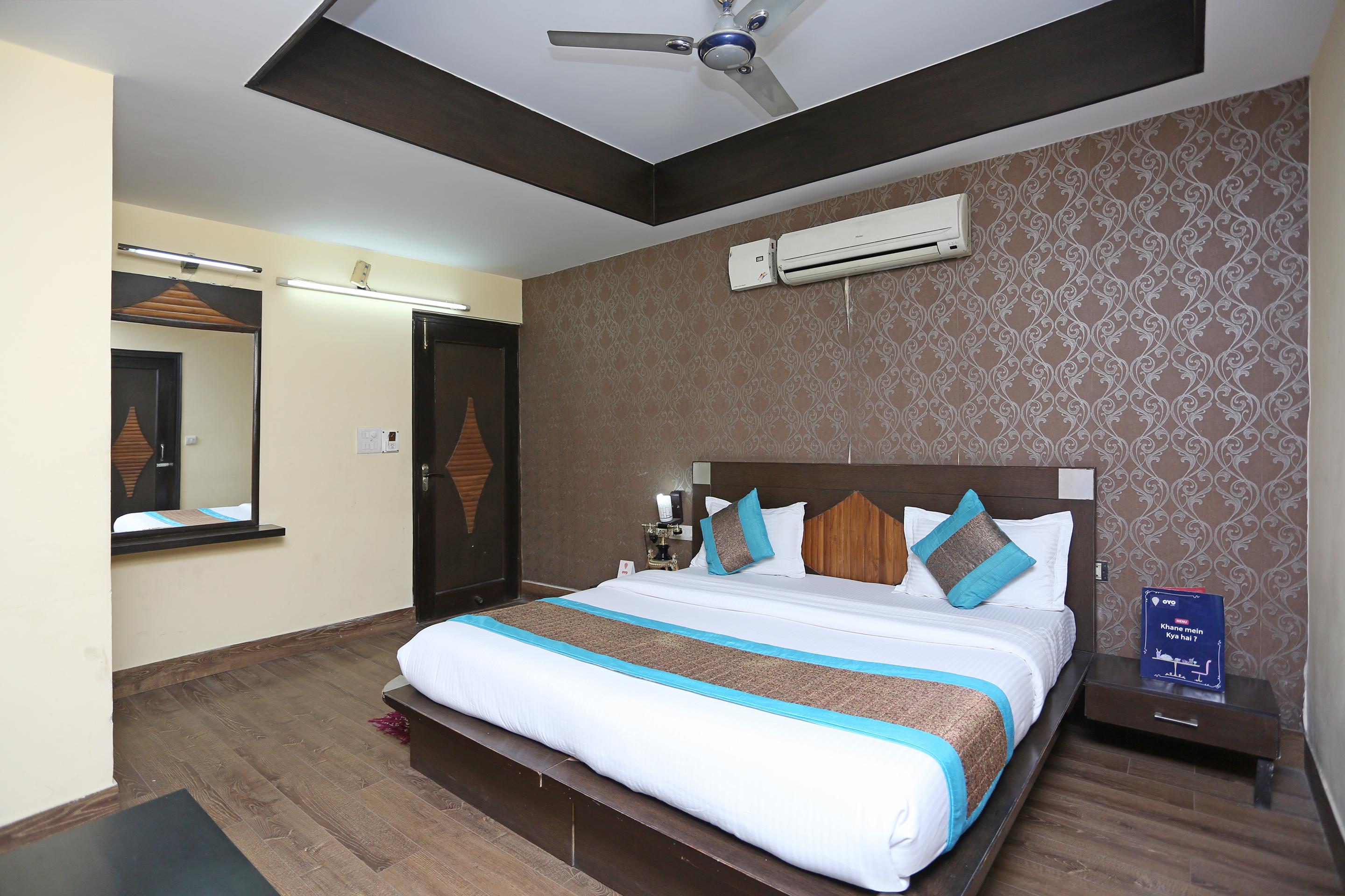 Oyo 337 Hotel Anand Delhi Zewnętrze zdjęcie