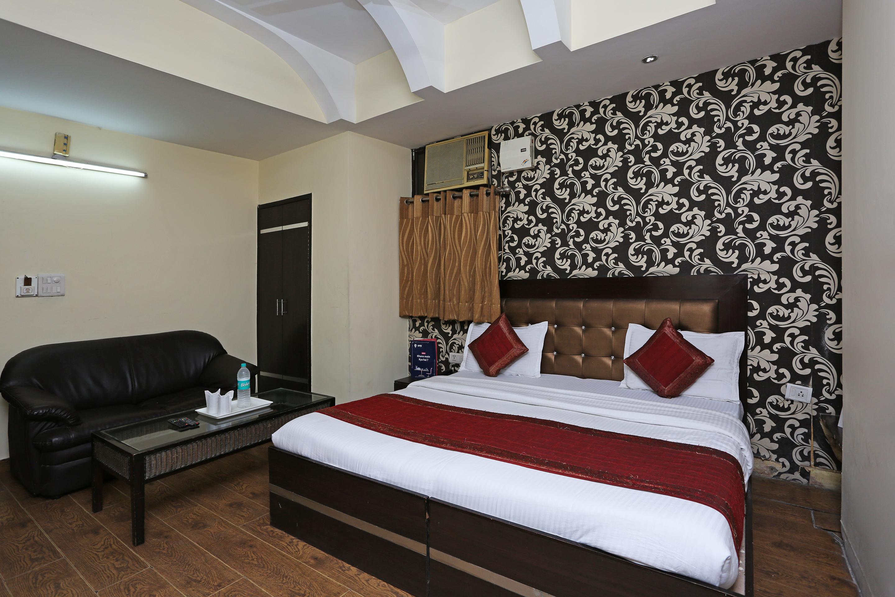 Oyo 337 Hotel Anand Delhi Zewnętrze zdjęcie