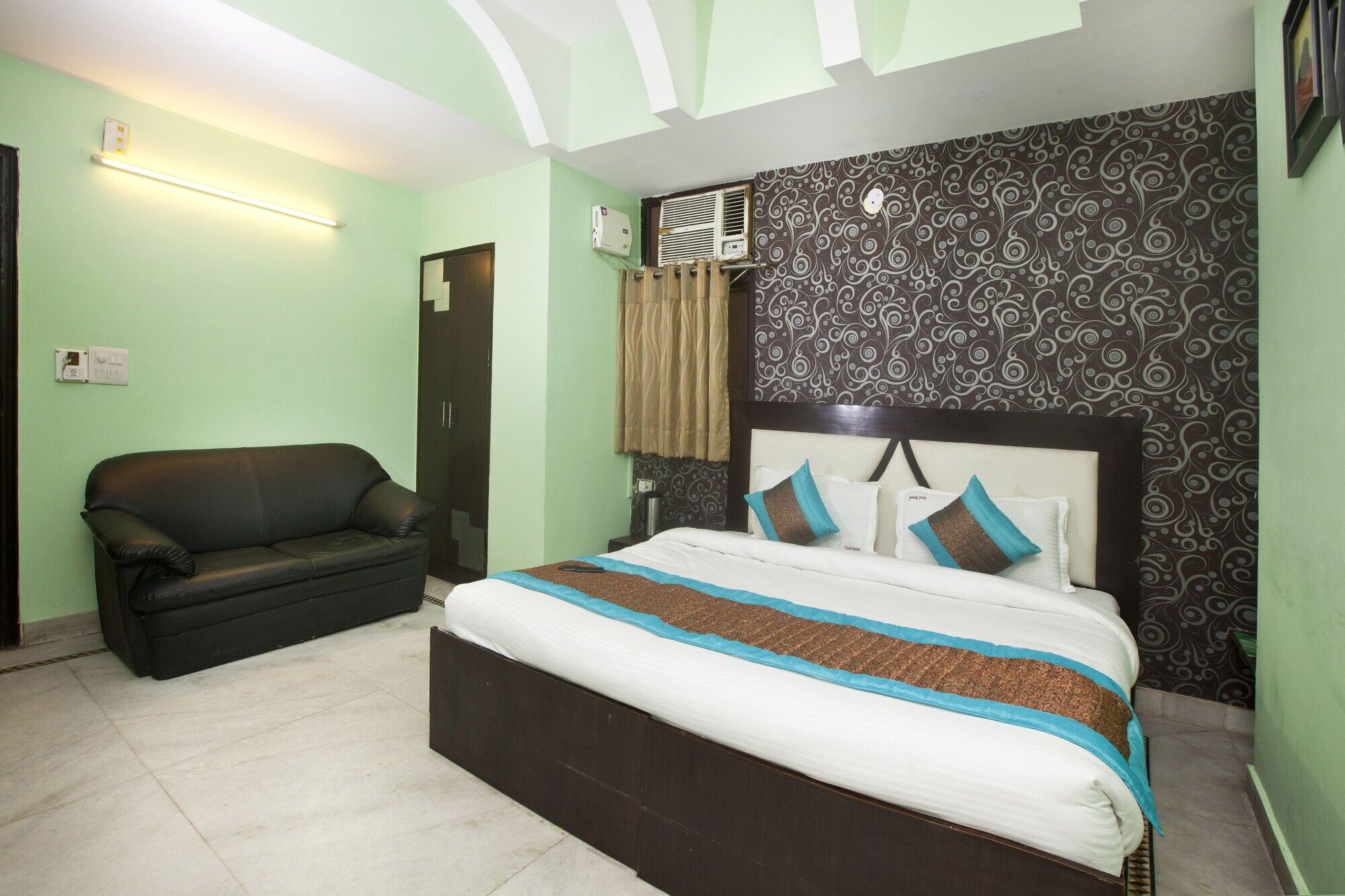 Oyo 337 Hotel Anand Delhi Zewnętrze zdjęcie