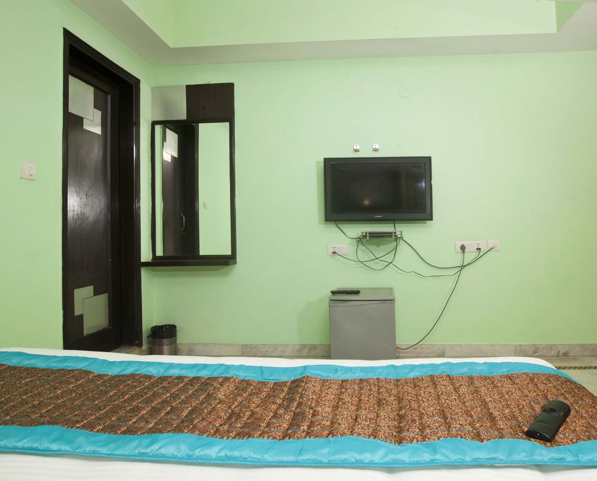 Oyo 337 Hotel Anand Delhi Zewnętrze zdjęcie