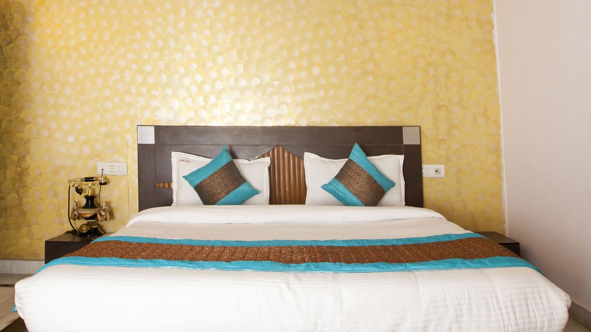 Oyo 337 Hotel Anand Delhi Zewnętrze zdjęcie